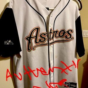 Make me an offer! Authentic Astros Vintage Biggio Jersey Size Large!